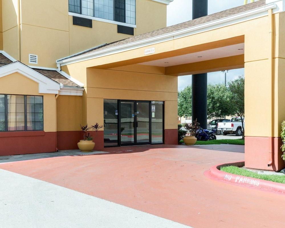 Quality Inn Baytown - Houston East photo 28