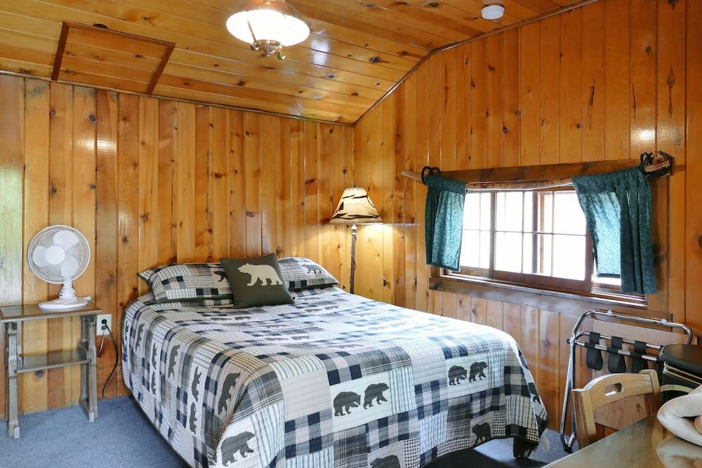 Creekside Lodge at Yellowstone photo 27