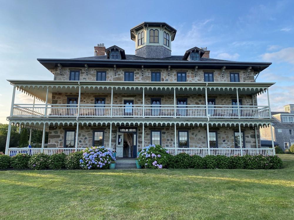 Stone House Inn photo 60