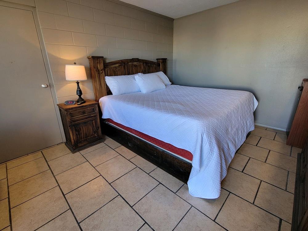 Five Star Inn photo 3