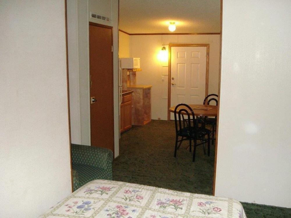 Comfort Green Motel photo 7