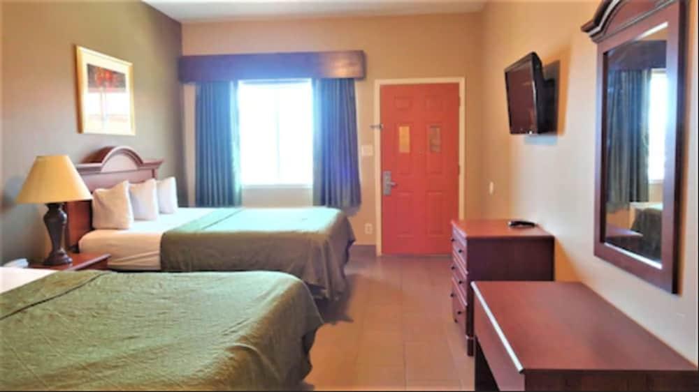 La Copa Inn McAllen photo 8