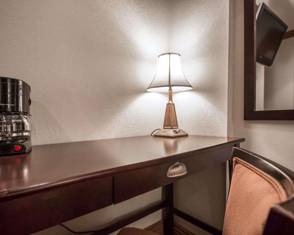 Clarion Hotel Park Avenue photo 10