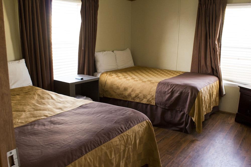 Cotulla Homes photo 18