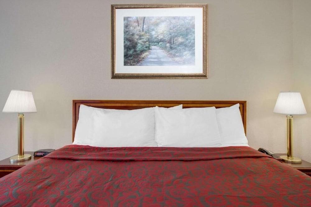 Express Inn photo 4