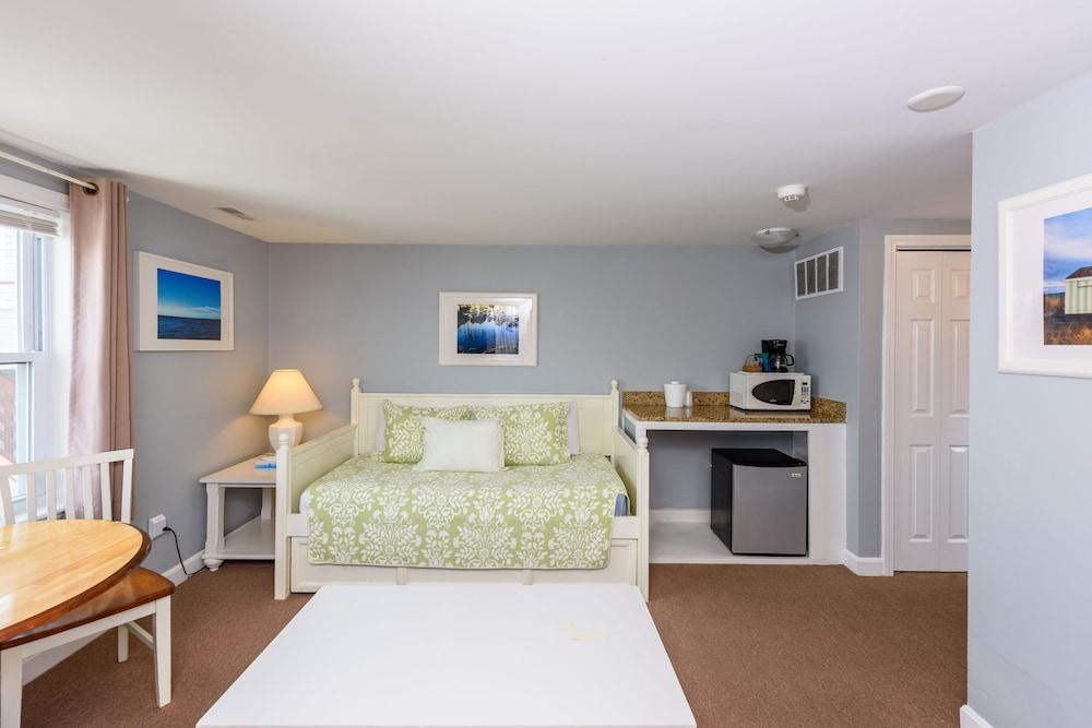 MV Surfside Hotel photo 72