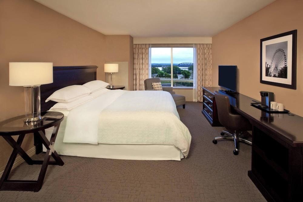 Sheraton Louisville Riverside by Marriott photo 2