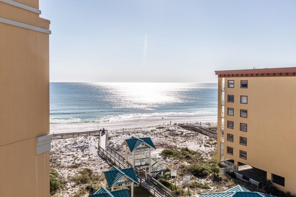 Azure Condominiums photo 61