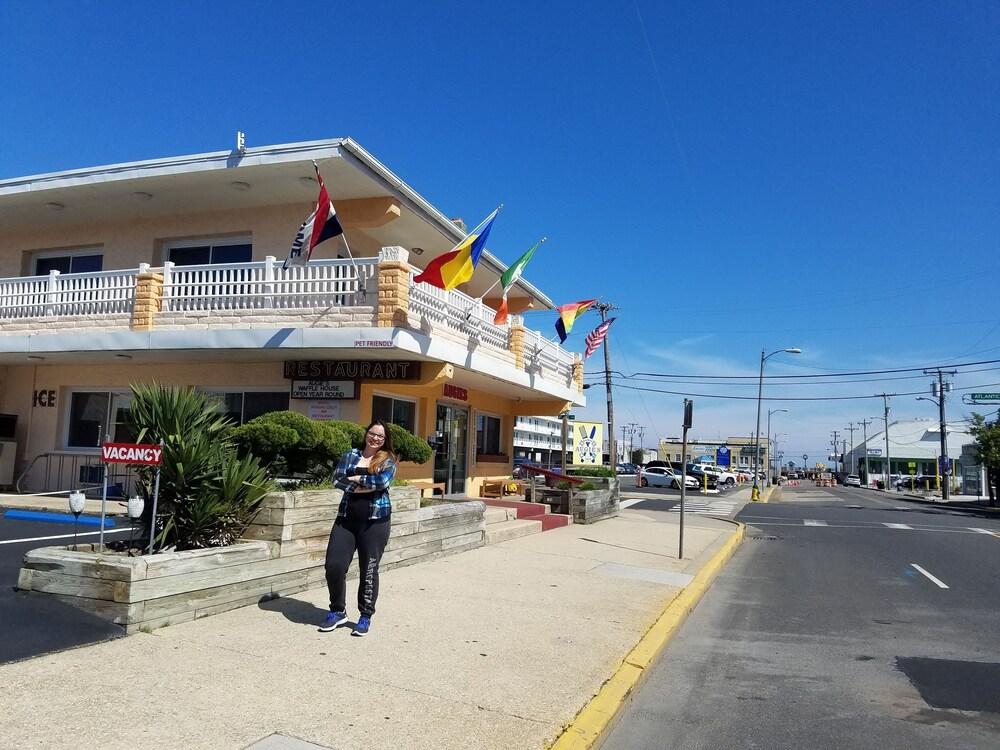 The Coral Sands Motel photo 56