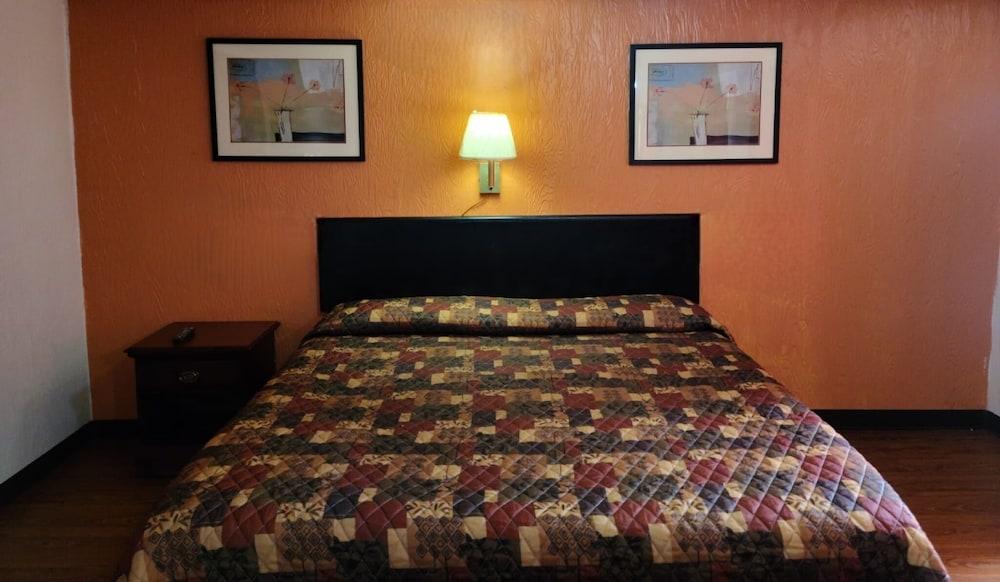 Paul's Motel photo 3