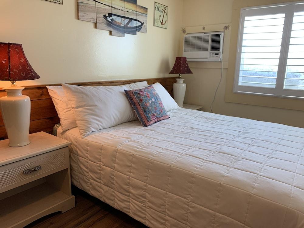 Vineyard Harbor Motel - Private Beach photo 71