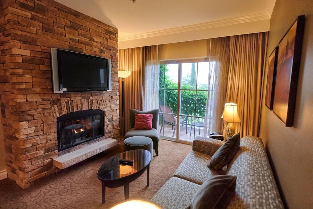 Bellasera Hotel & Suites Paso Robles, Tapestry by Hilton photo 79