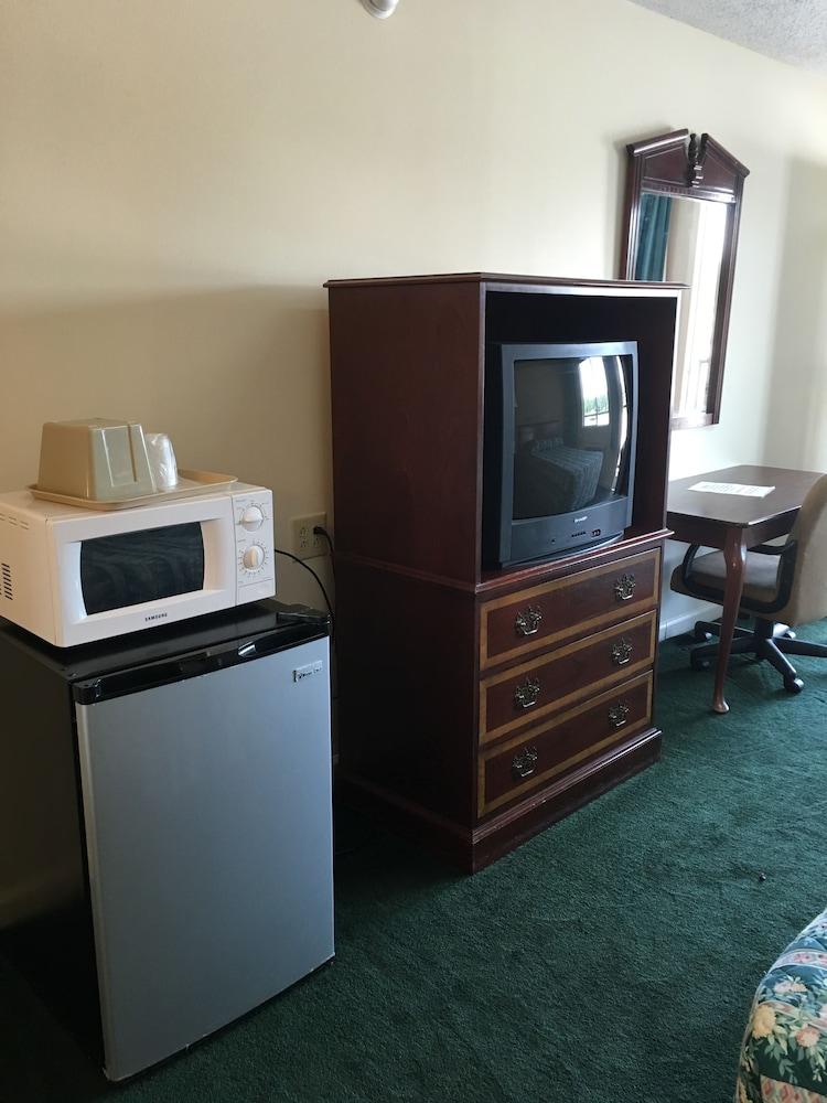McCaig Motel photo 5