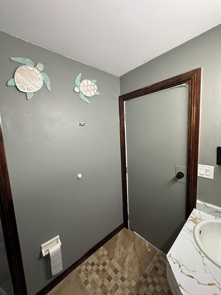 Travel Inn & Suites photo 23