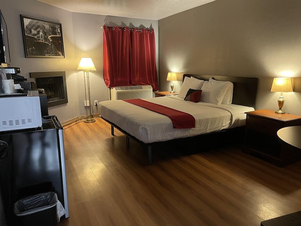 Sunnyside Inn & Suites photo 45