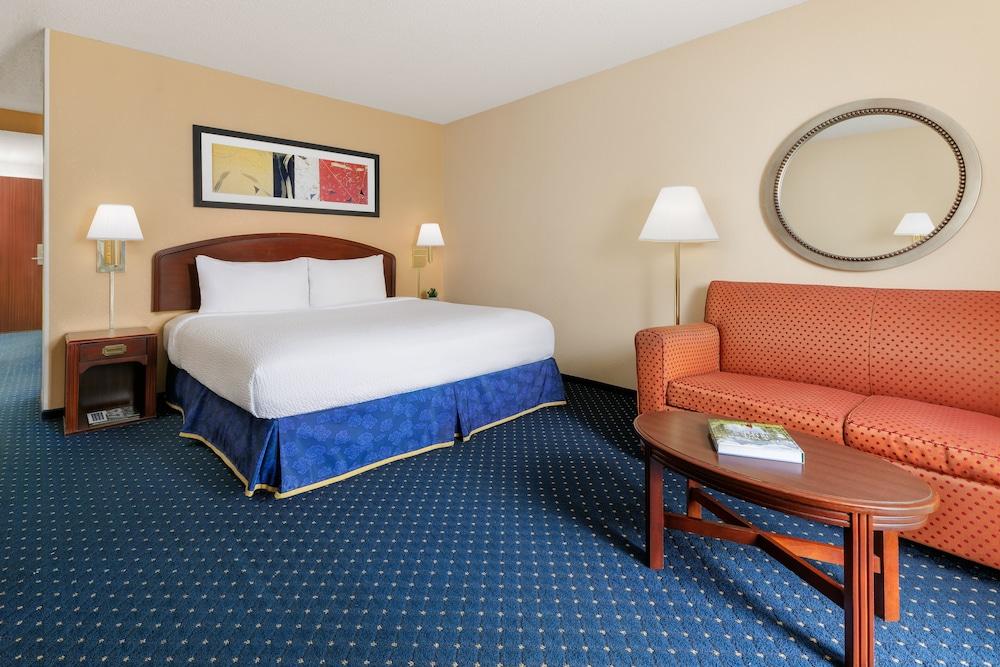 Courtyard Flint by Marriott photo 4