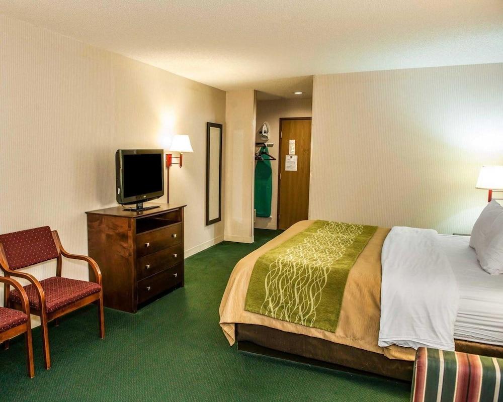 Quality Inn & Suites Lebanon I-65 photo 8