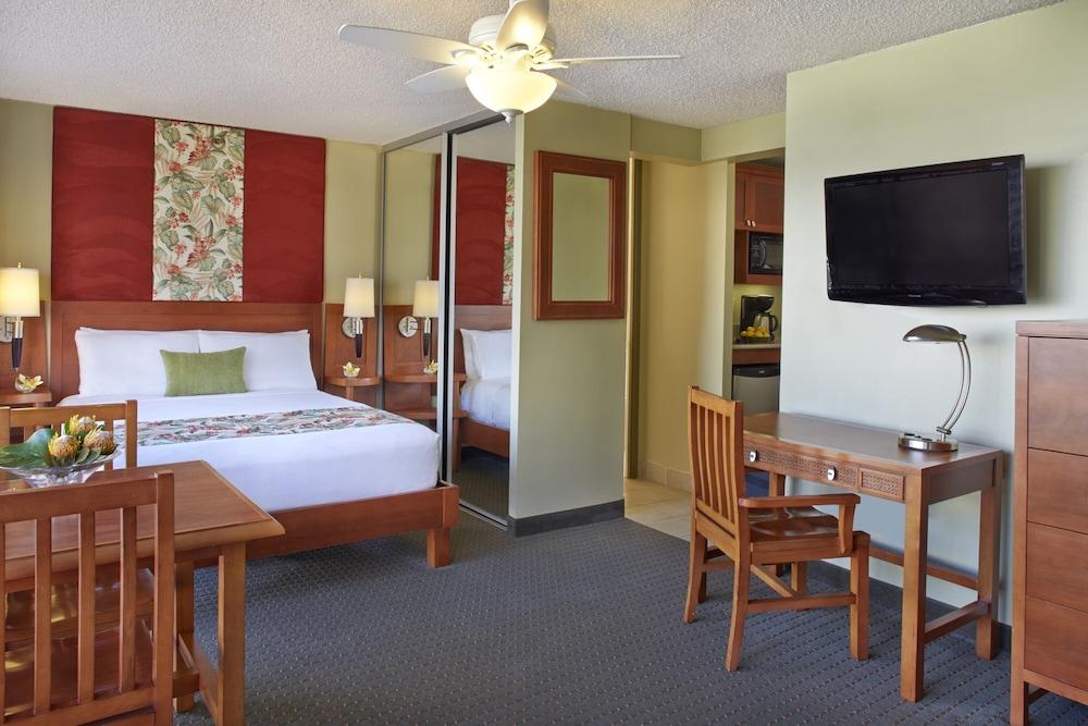 Pacific Monarch Hotel photo 16