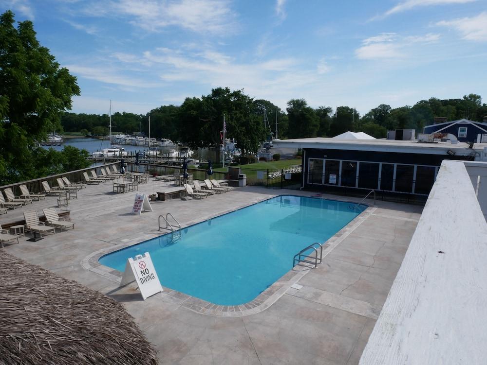 The Lodge at Great Oak Landing photo 6