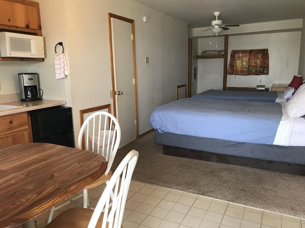 Tanglewood Lodge photo 19