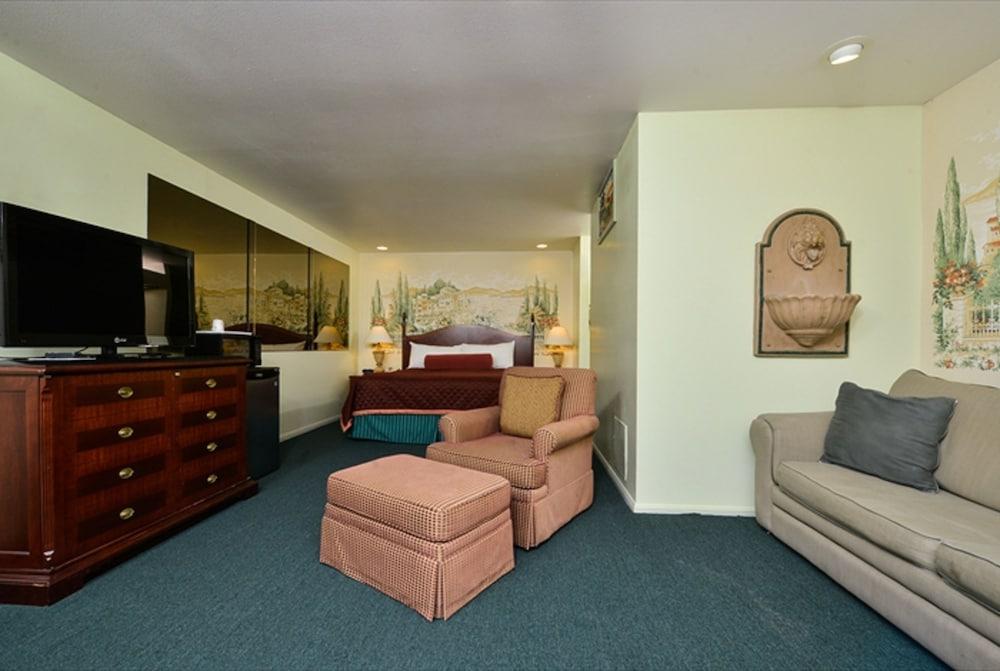 Americas Best Value Inn & Suites Joshua Tree National Park photo 5