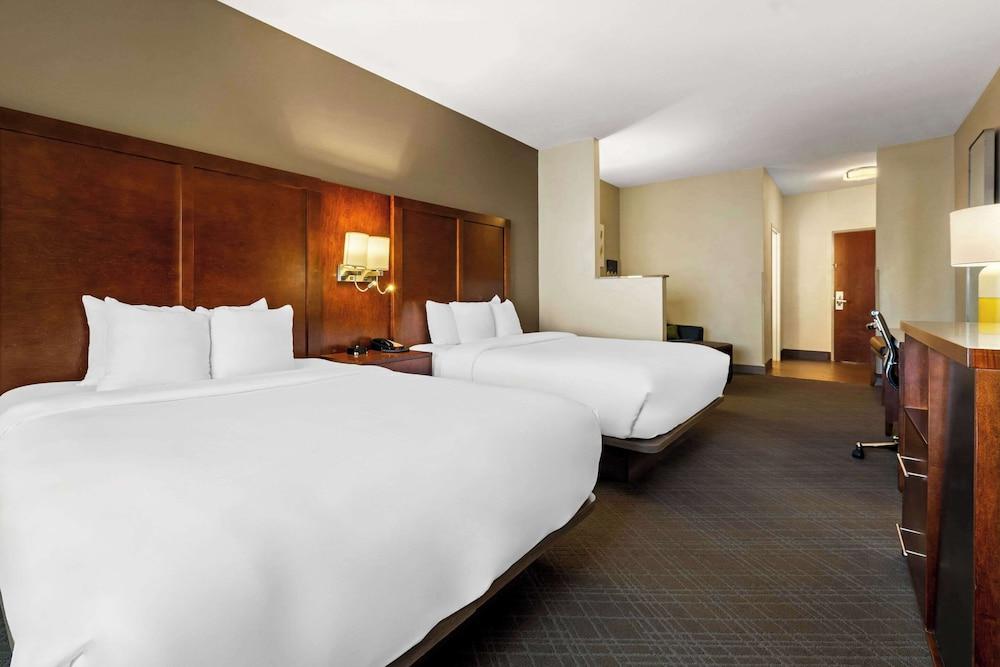 Comfort Suites Cullman I-65 Exit 310 photo 15