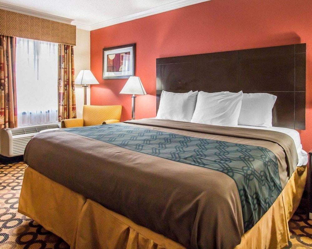 Econo Lodge Richmond Hill photo 8