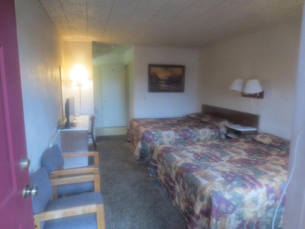 Down Towner Inn photo 7