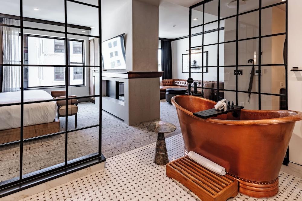 Hotel Renegade photo 44
