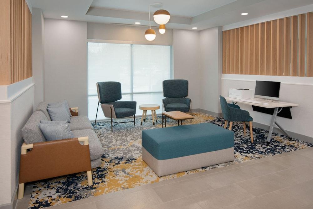 TownePlace Suites by Marriott Atlanta Airport North photo 3