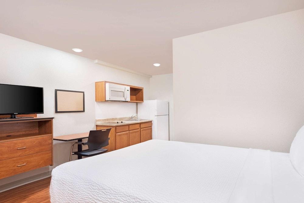 WoodSpring Suites Chattanooga photo 13
