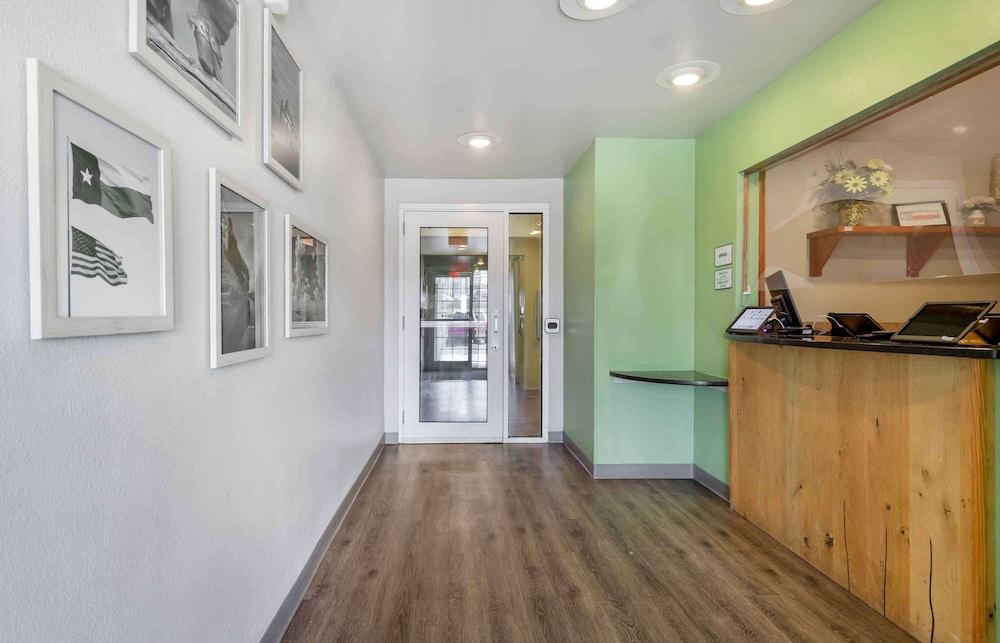 Extended Stay America Select Suites - Laredo photo 23