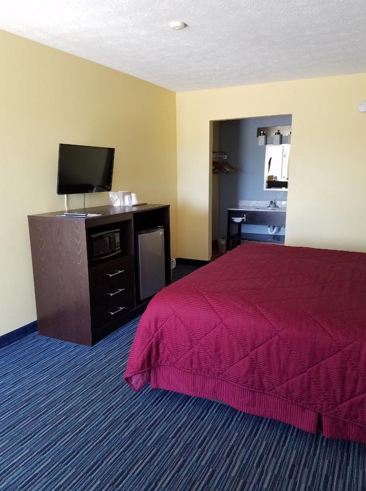 Budget Host Inn photo 4