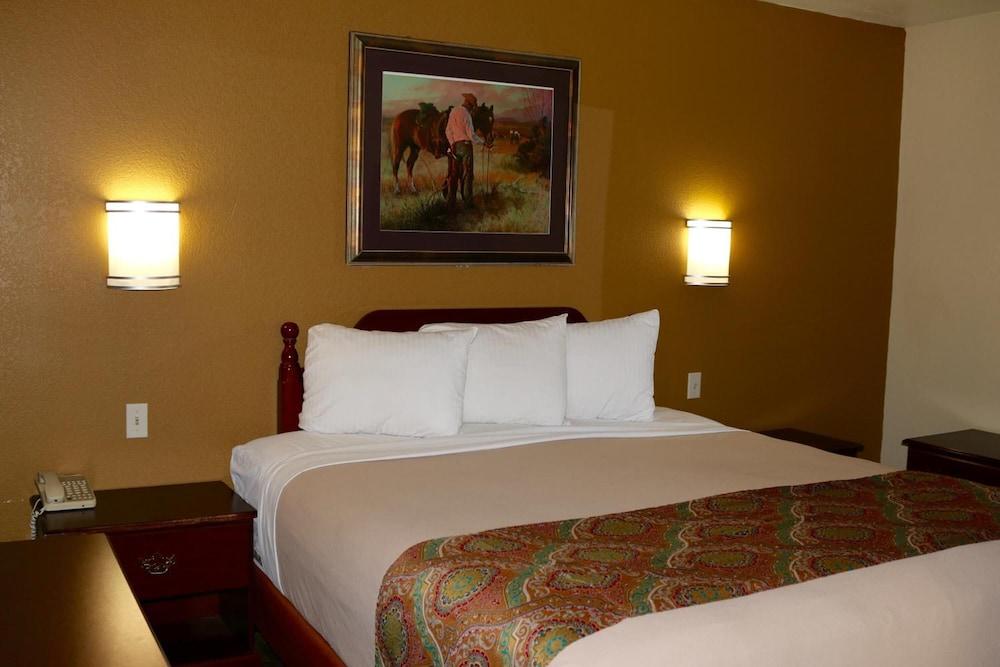 Budget Inn Barstow photo 11