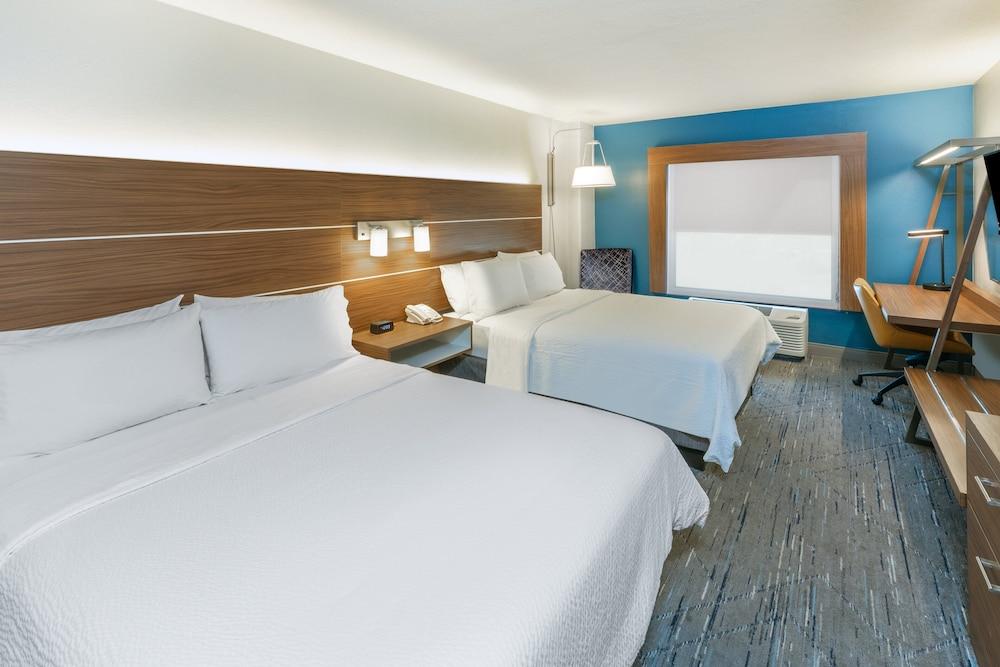 HI Express El Paso Downtown by IHG photo 22