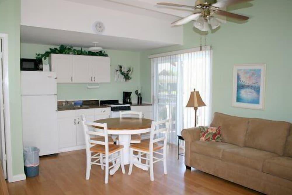 Silver Sands Villas photo 20
