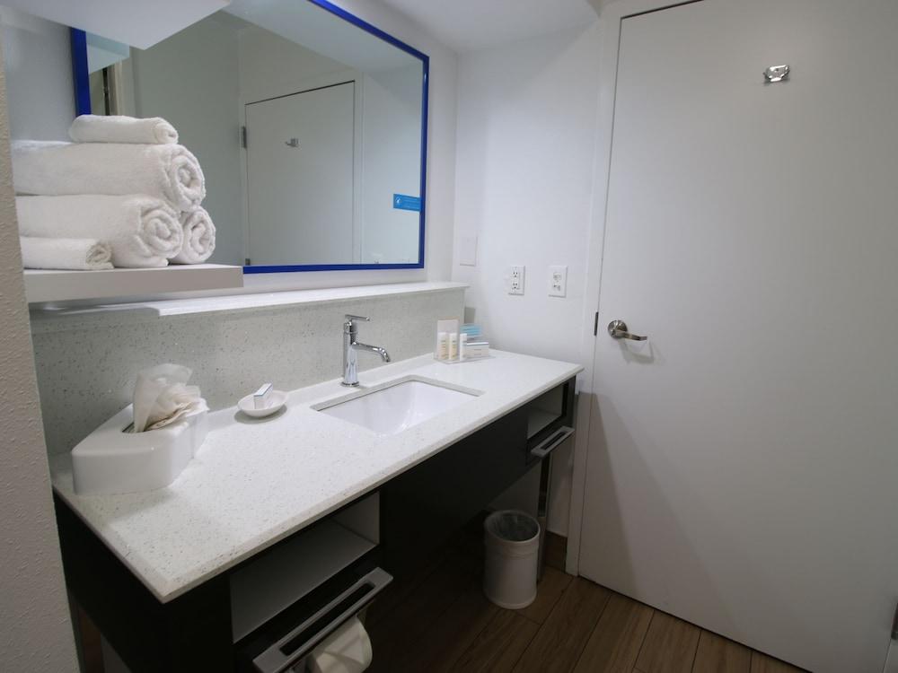 Hampton Inn St. Augustine-I-95 photo 29