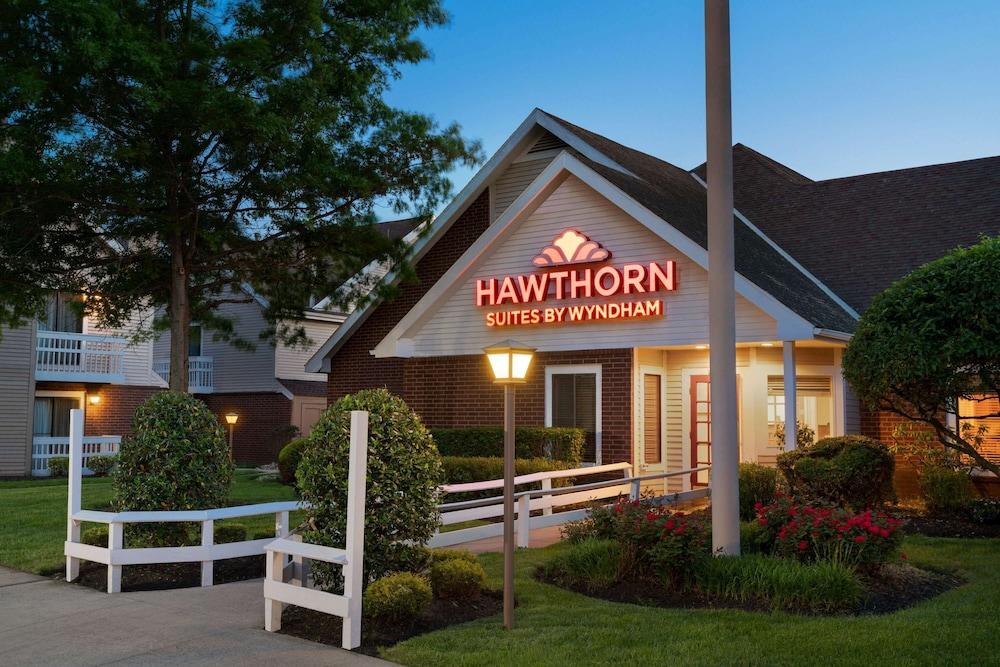 Hawthorn Suites by Wyndham Tinton Falls photo 22
