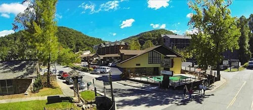 Mountain House Inn photo 48
