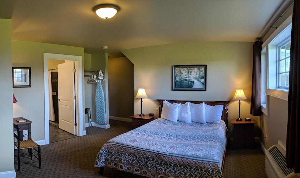 The Meadowlark Inn photo 18