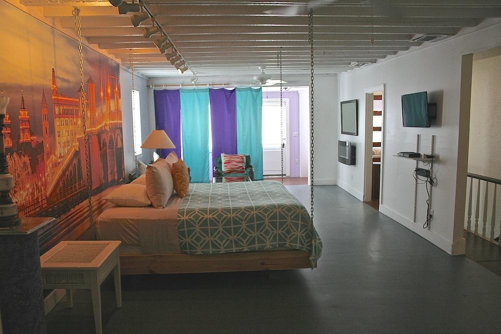 The Loft at Menorcan Square photo 14