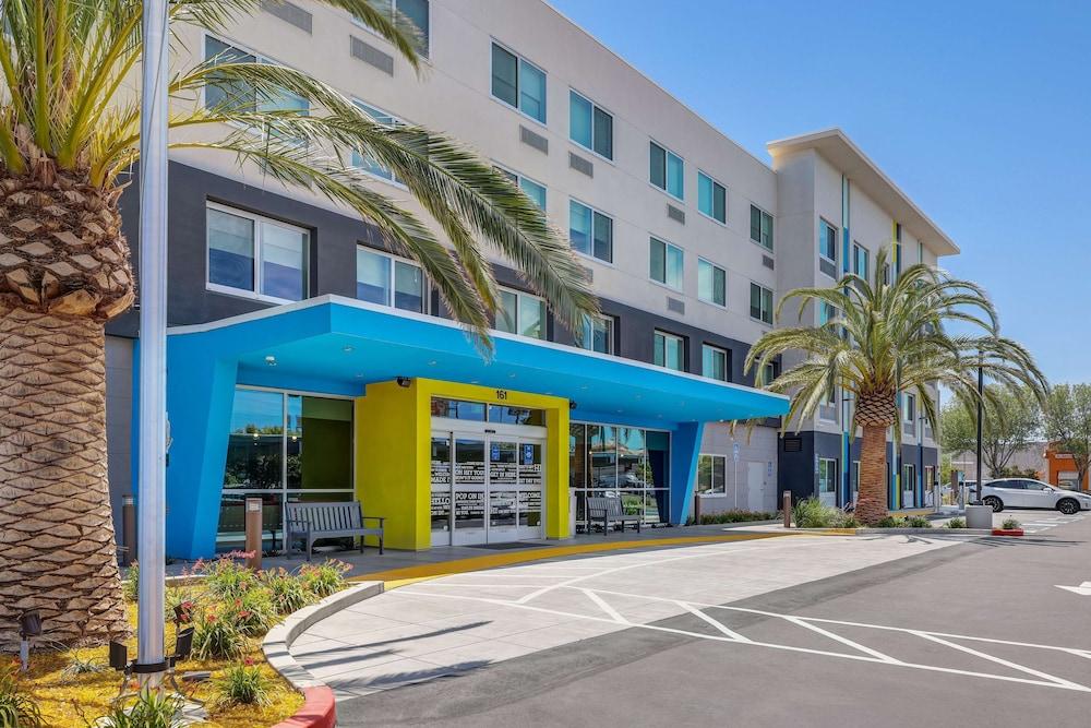 Tru By Hilton Lathrop, CA photo 36