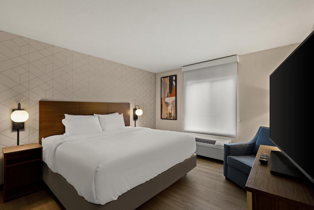 Everhome Suites Yuma East I-8 photo 25