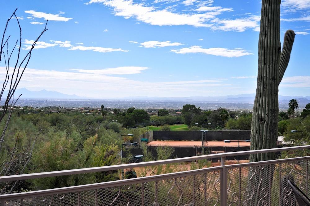 Mission Hill Casitas photo 9