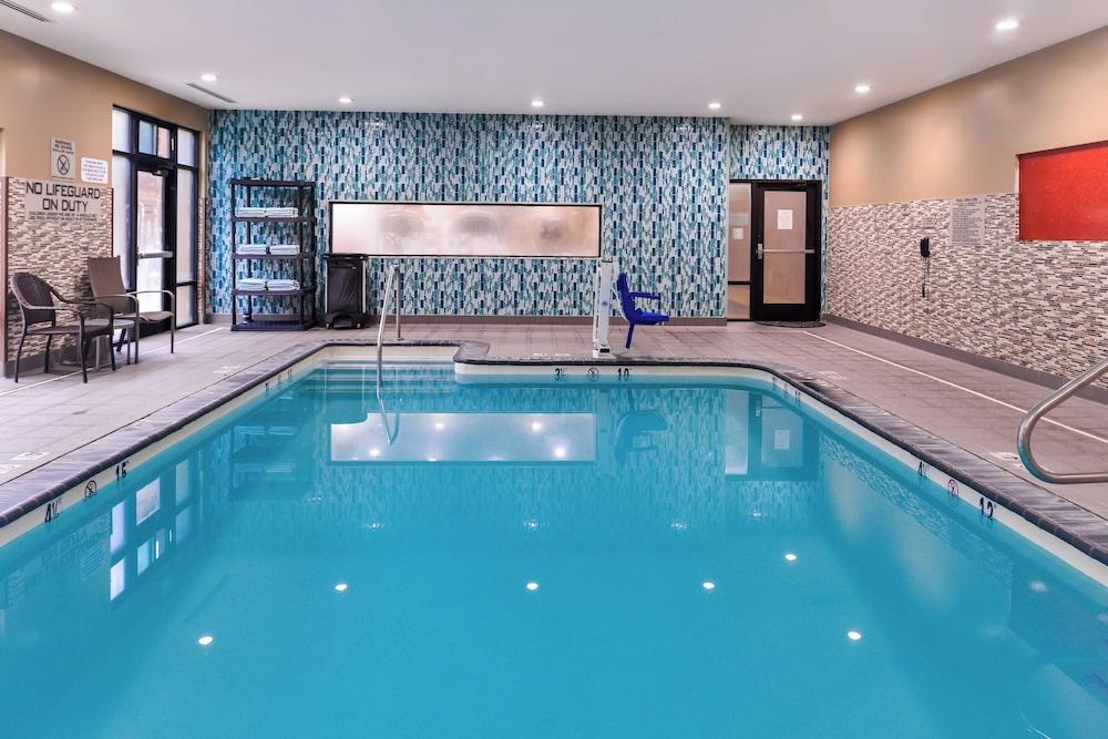 Springhill Suites by Marriott Temecula Wine Country photo 13
