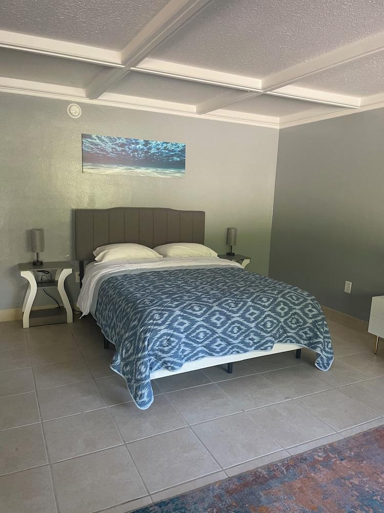 BlueGem Motel photo 46