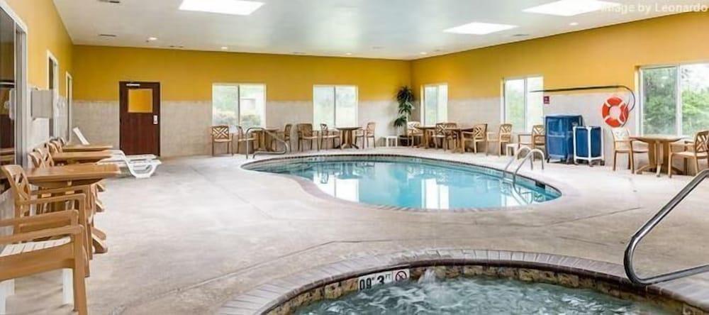 Comfort Suites Leesville near Fort Johnson photo 43