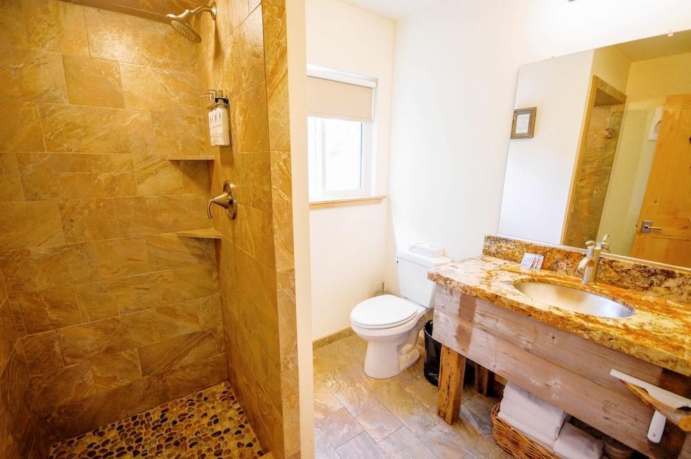 Tahoe Vistana Inn photo 11