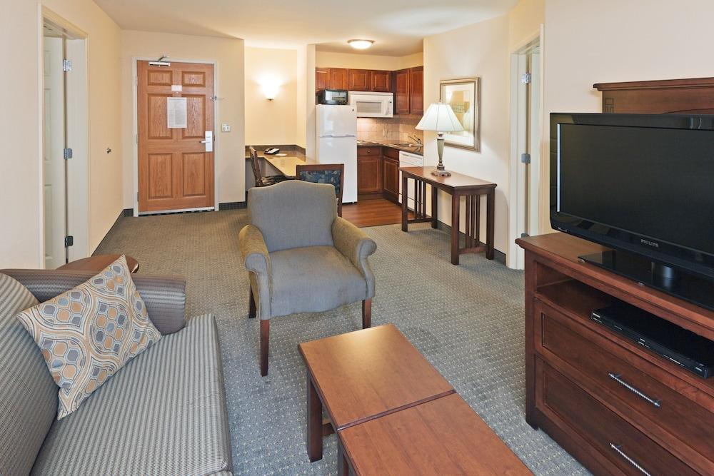 Staybridge Suites Wichita by IHG photo 14