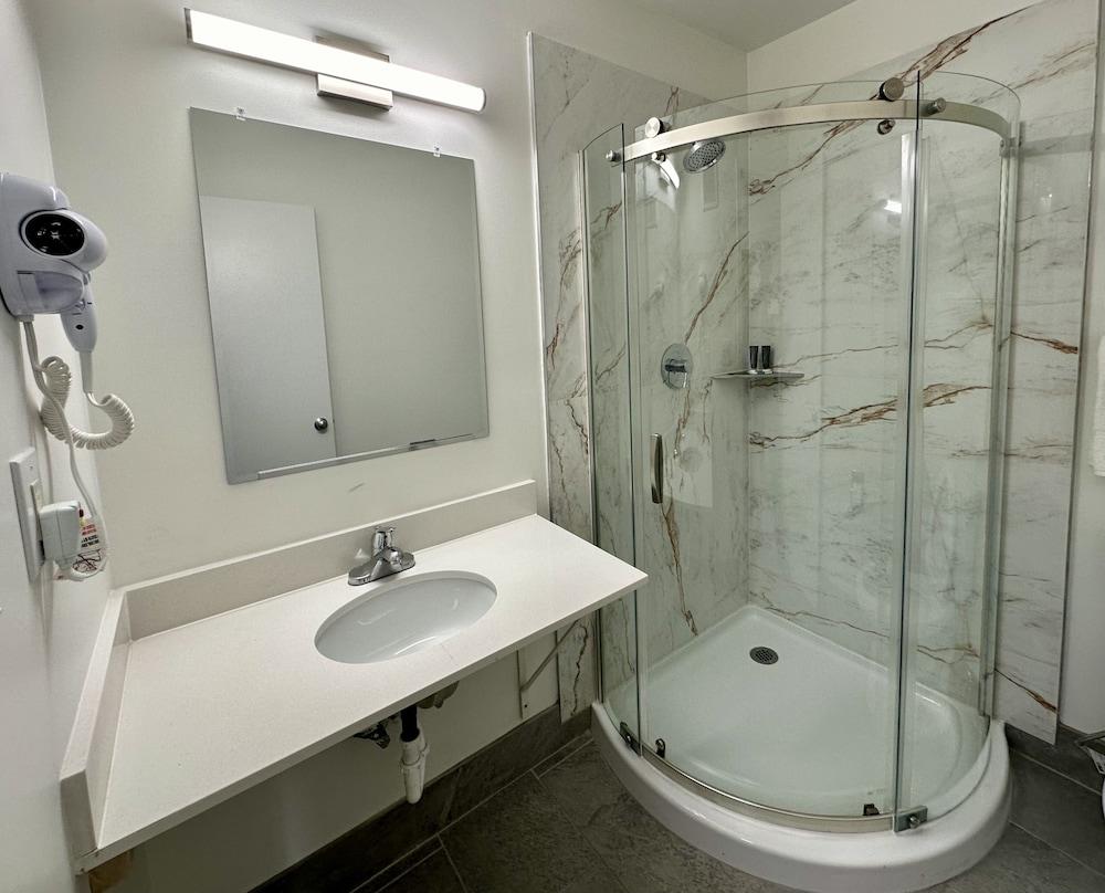 Royal Inn Charlotte Airport Hotel photo 14